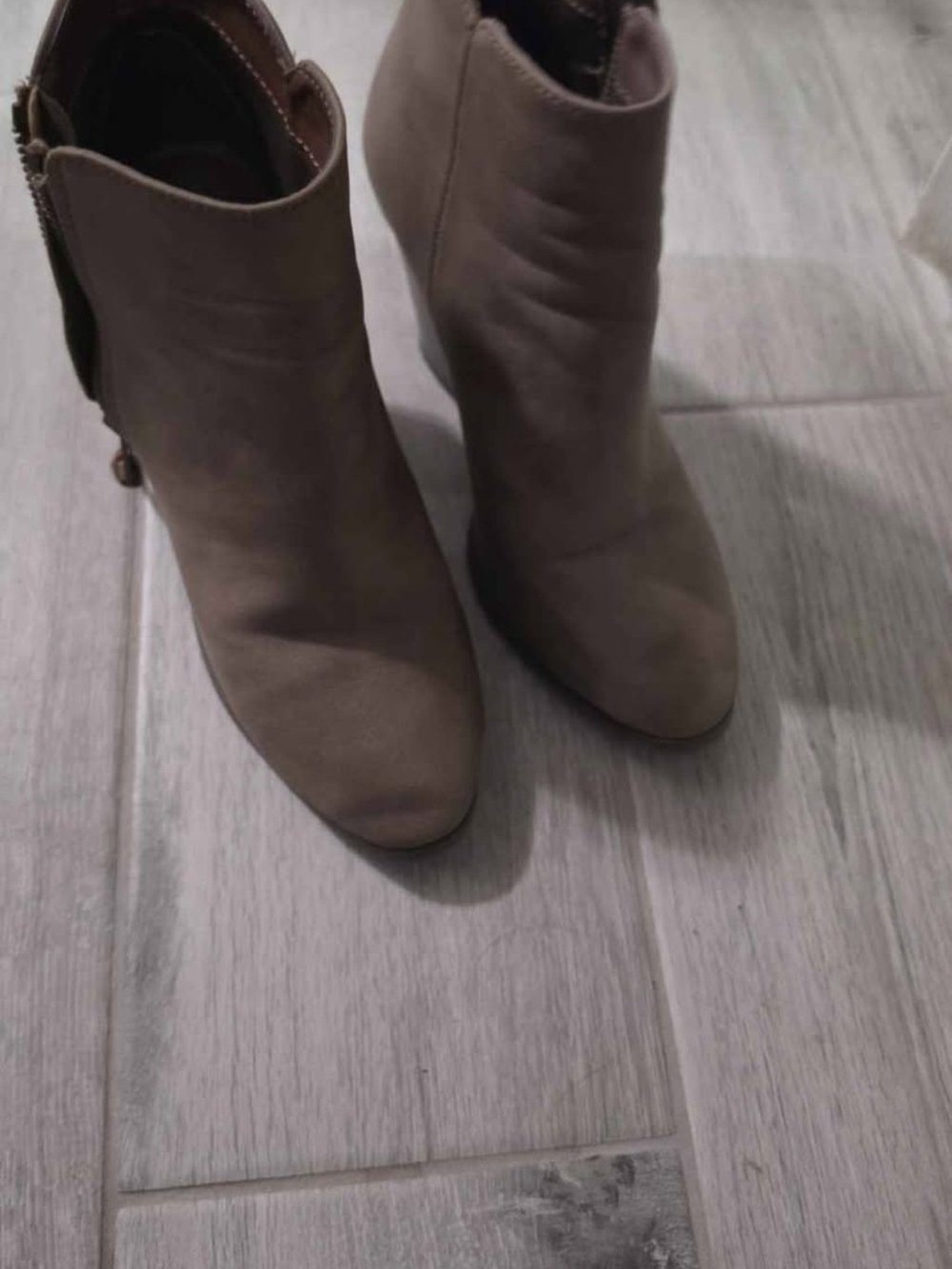 Womens Taupe Ankle Bootie - Stylish Everyday Heel